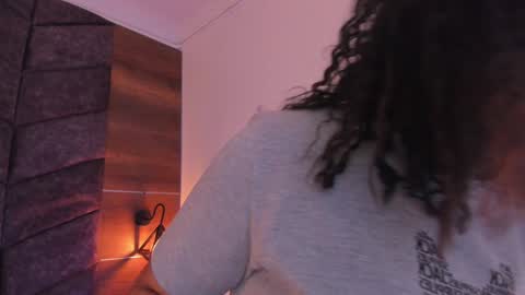  Memphis Williams  online show from 01.07.25