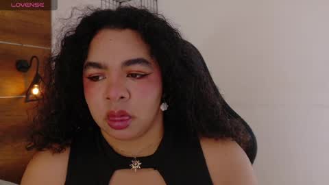 Snapshot of memphiswilliams chatting on 04.09.26 Memphis Williams online show from 04.09.26