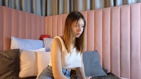 Snapshot of meow_mellie chatting on 03.10.25 meow_mellie online show from 03.10.25