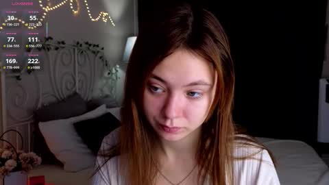 Snapshot of meow_mellie chatting on 09.10.25 meow_mellie online show from 09.10.25