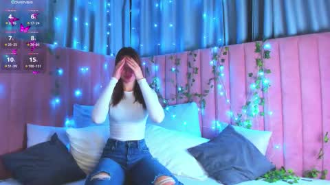 Snapshot of meow_mellie chatting on 10.10.25 meow_mellie online show from 10.10.25