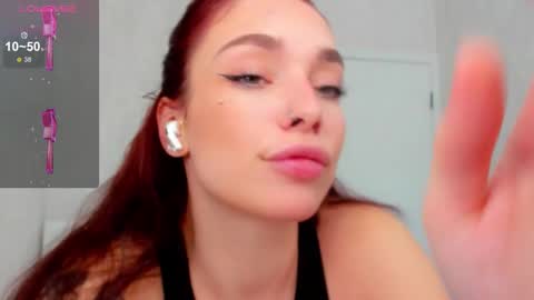 Snapshot of meow_moore chatting on 03.10.26 Megan online show from 03.10.26