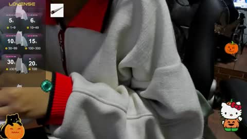 Valentina  online show from 10.17.25