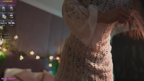 Snapshot of meow_nancy chatting on 12.14.24 Heeyyooo Im Nans Subscribe to me I will be glad online show from 12.14.24