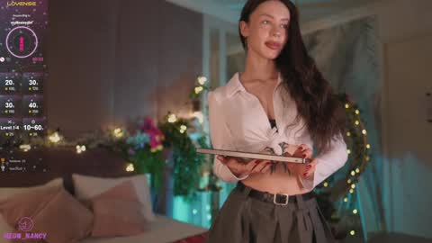 Snapshot of meow_nancy chatting on 01.05.25 Heeyyooo Im Nans Subscribe to me I will be glad online show from 01.05.25