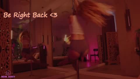 Snapshot of meow_nancy chatting on 01.15.25 Heeyyooo Im Nans Subscribe to me I will be glad online show from 01.15.25