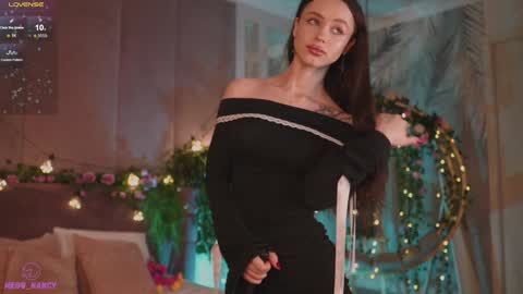 Snapshot of meow_nancy chatting on 01.18.25 Heeyyooo Im Nans Subscribe to me I will be glad online show from 01.18.25