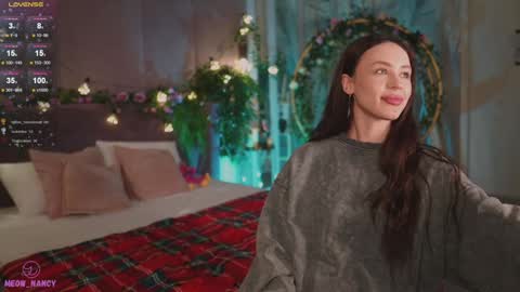 Snapshot of meow_nancy chatting on 01.18.25 Heeyyooo Im Nans Subscribe to me I will be glad online show from 01.18.25