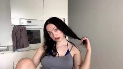 MeowAlika online show from 07.04.26