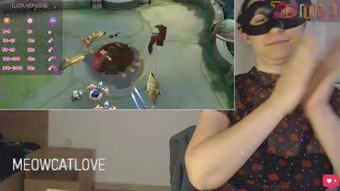 Snapshot of meowcatlove chatting on 12.03.24 meowcatlove online show from 12.03.24