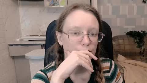 Snapshot of meowcr chatting on 10.04.25 meowcr online show from 10.04.25