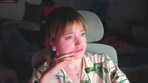 meowme online show from 12.01.25