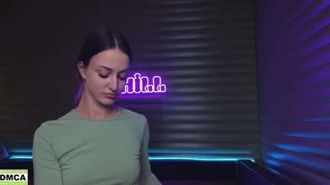  NIKKY  STIVE     Every day from 1000  to 200  EST time. online show from 10.06.25