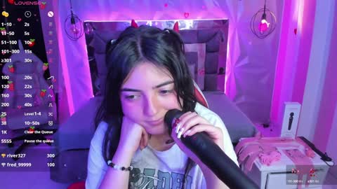 Snapshot of meraki_fraise chatting on 01.15.25    online show from 01.15.25