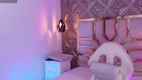 Snapshot of meraki_fraise chatting on 10.06.25    online show from 10.06.25