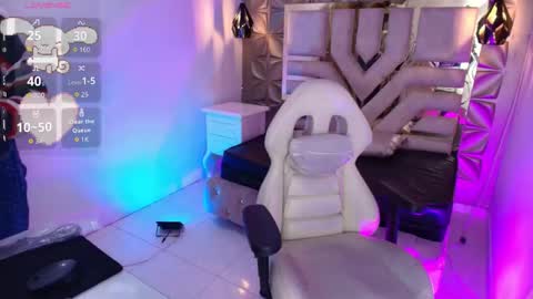 Snapshot of meraki_fraise chatting on 11.15.25 online show from 11.15.25