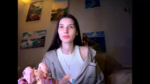 Snapshot of meralynn chatting on 03.29.26 LEVA online show from 03.29.26