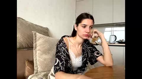 Snapshot of meralynn chatting on 04.18.26 LEVA online show from 04.18.26