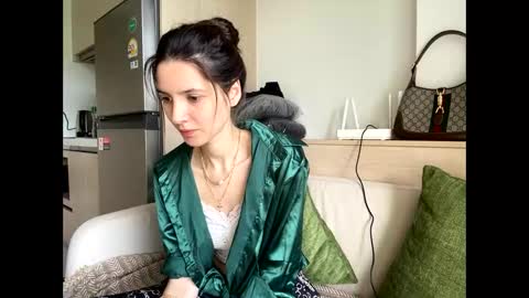 Snapshot of meralynn chatting on 05.13.26 LEVA online show from 05.13.26