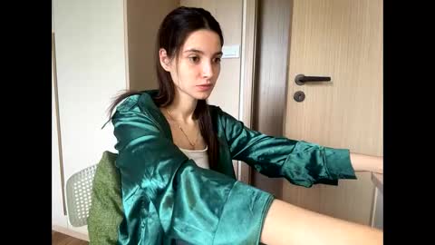 Snapshot of meralynn chatting on 05.14.26 LEVA online show from 05.14.26