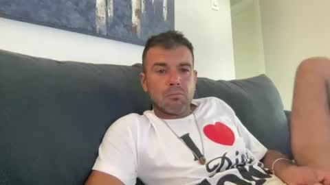 Snapshot of mercedes190d chatting on 07.14.26 Mercedes190d online show from 07.14.26