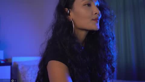 Next show on 03 Dec online show from 10.04.25