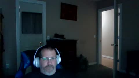 Snapshot of mercer1977 chatting on 09.10.25 mercer1977 online show from 09.10.25