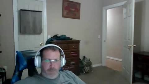 Snapshot of mercer1977 chatting on 11.04.25 mercer1977 online show from 11.04.25