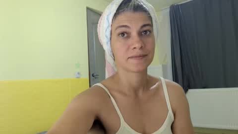 Miss Helena online show from 09.24.25