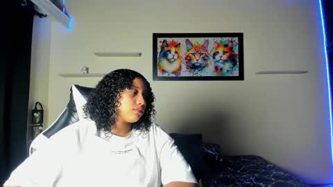 Snapshot of meredit_cristi23 chatting on 02.04.26 CRISTI AND MEREDIT online show from 02.04.26