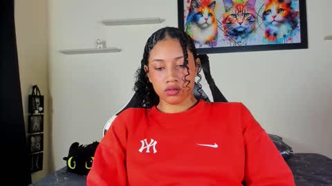 Snapshot of meredit_cristi23 chatting on 02.08.26 CRISTI AND MEREDIT online show from 02.08.26