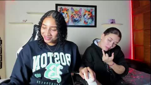 Snapshot of meredit_cristi23 chatting on 02.15.26 CRISTI AND MEREDIT online show from 02.15.26