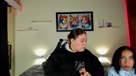 Snapshot of meredit_cristi23 chatting on 02.19.26 CRISTI AND MEREDIT online show from 02.19.26