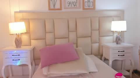   online show from 03.01.25