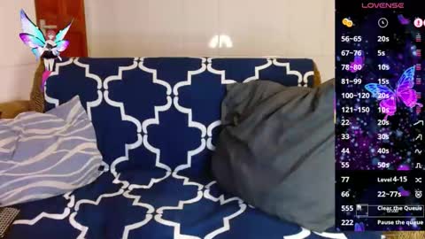 Snapshot of mereleona chatting on 09.23.25 Mereleona online show from 09.23.25