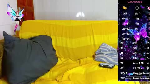 Snapshot of mereleona chatting on 09.26.25 Mereleona online show from 09.26.25