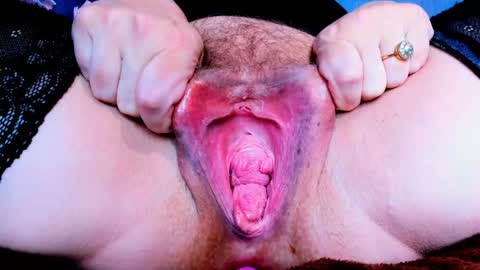 SOPHIE is the queen of squirt online show from 01.21.25