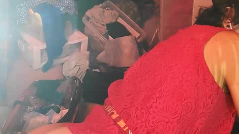 Snapshot of merelyalover chatting on 12.11.24 gurlnips online show from 12.11.24