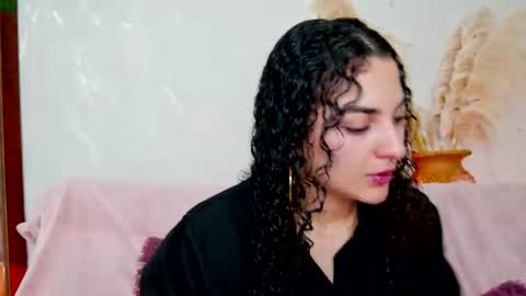 Snapshot of merida_bell18 chatting on 06.12.26 Merida Bell online show from 06.12.26
