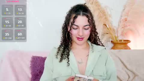 Snapshot of merida_bell18 chatting on 06.23.26 Merida Bell online show from 06.23.26