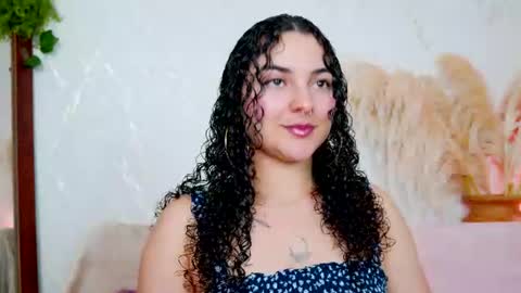 Snapshot of merida_bell18 chatting on 07.20.26 Merida Bell online show from 07.20.26