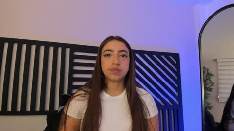 Snapshot of merida_taylor_ chatting on 01.04.25 Merida online show from 01.04.25