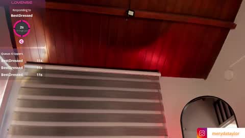 Snapshot of merida_taylor_ chatting on 10.17.25 Merida  online show from 10.17.25