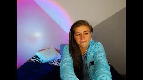 MERILY online show from 12.18.25