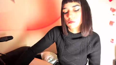 Snapshot of merlynn_ chatting on 12.20.24 Diane 3 online show from 12.20.24