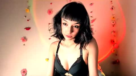 Snapshot of merlynn_ chatting on 01.17.25 Diane 3 online show from 01.17.25