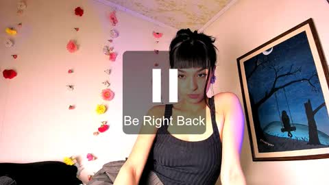 Snapshot of merlynn_ chatting on 01.21.25 Diane 3 online show from 01.21.25