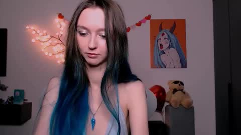 mermaidvibestides online show from 03.18.26