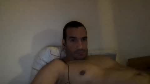 Snapshot of meroll3 chatting on 11.19.25 meroll3 online show from 11.19.25