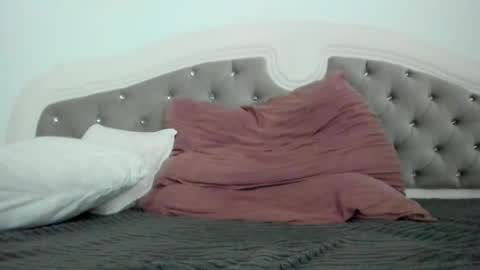 Mary online show from 12.02.24